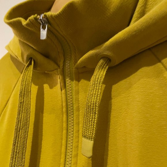 Athleta Triumph Hoodie in Oxidized Yellow - Picture 4 of 5